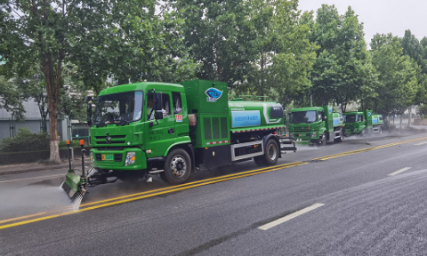 責(zé)任溫暖丨鄭州暴雨襲城，傲藍(lán)得環(huán)境全力守護城市清潔