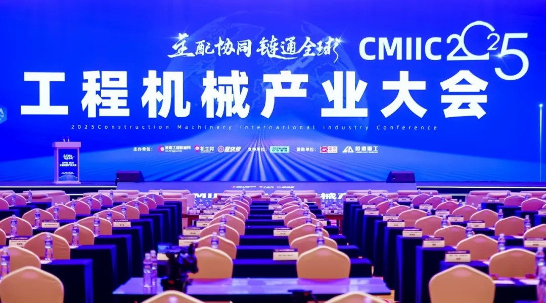 榮譽(yù)再+1！宇通環(huán)衛(wèi)榮登“TOP10新能源明星產(chǎn)品年度榜”!