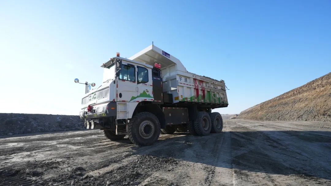 四奖加冕！宇通矿卡凭硬核实力领跑矿山绿色赛道！