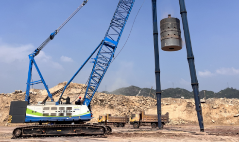 宇通重装携手重庆红岩维新，打造 30000KN・m 超大夯击能行业新标杆