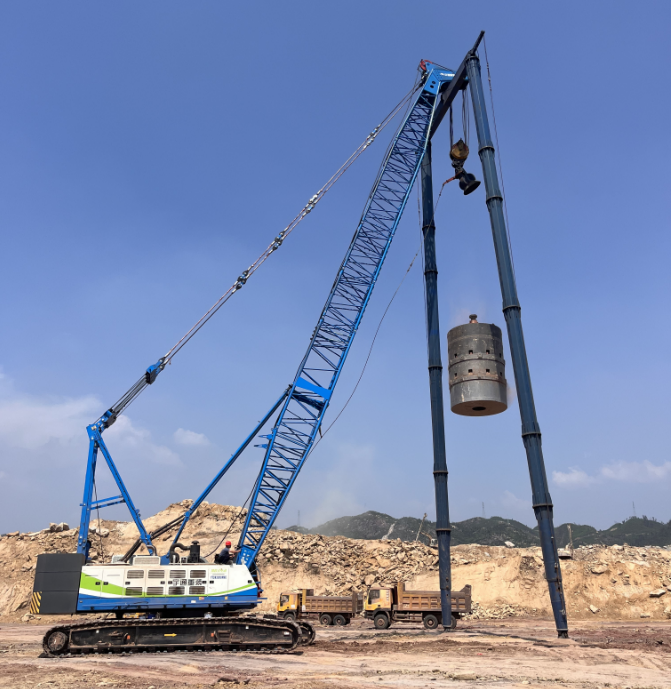 宇通重装携手重庆红岩维新，打造 30000KN・m 超大夯击能行业新标杆