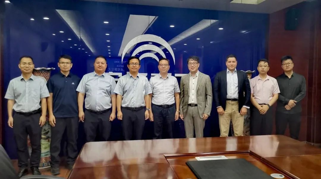 登陆欧洲！宇通重装与上海朗信签订电动旋挖钻欧洲区经销协议