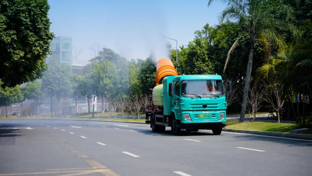 从两会热词看环卫｜锚定方向，笃行实干，共建美丽中国！